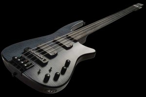 NS Design CR4 RADIUS bass guitar